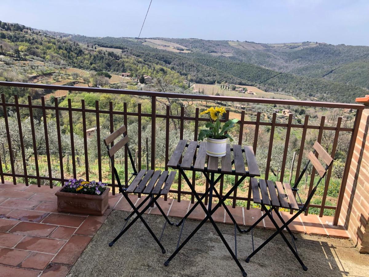 מונטלצ'ינו Podere Soccorso Casa Vigneto מראה חיצוני תמונה