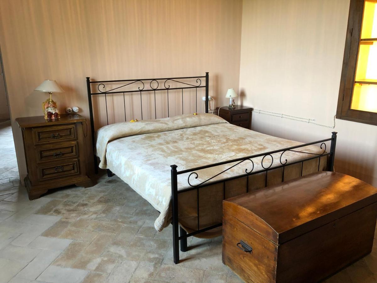 מונטלצ'ינו Podere Soccorso Casa Vigneto מראה חיצוני תמונה